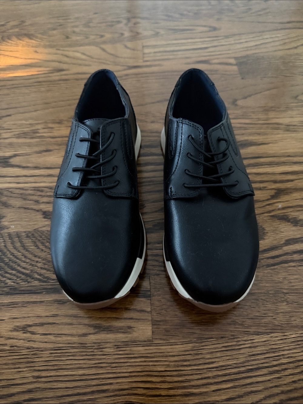 Reaction Kenneth Cole Black slip on Kids Dress Shoes size 4
